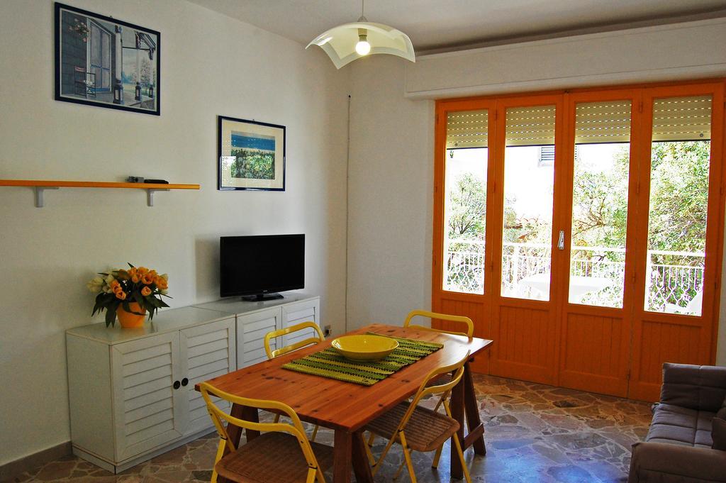 Apartamento I Tre Golfi San Vito Lo Capo Habitación foto